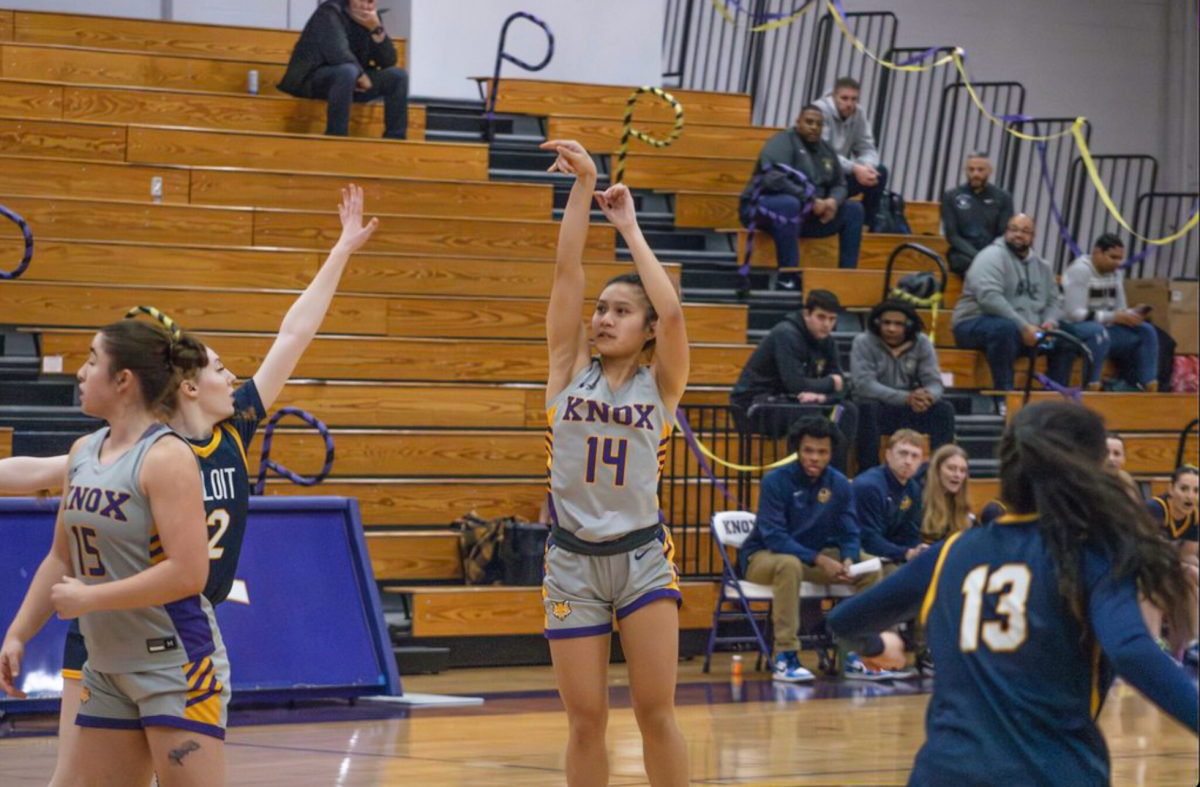 Sarina Dacio releasing a three-point shot